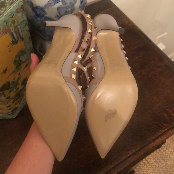 Brand New Never Worn: Valentino Rockstud Pumps - Picture 5 of 5